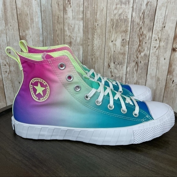 Converse CTAS Hi Top Barely Volt Fade Sneaker Size 11.5 Men - Picture 3 of 9